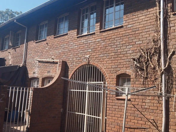 3 Bedroom Garden Flat