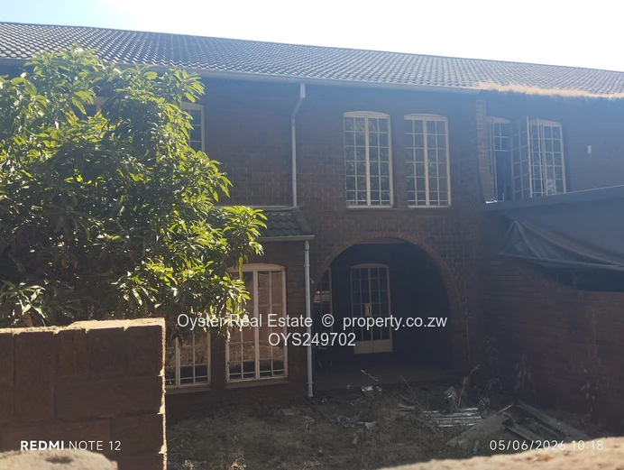 Duplex garden flat near Montagu Shops (Sole Mandate)